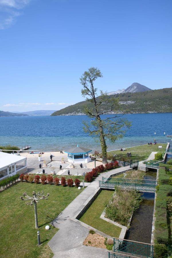Logement Atypique Avec Vue Unique Panoramique Sur Le Lac D'Annecy, Dans Une Residence Avec Plage Et Ponton Privee Sur La Commune De Duingt Eksteriør bilde