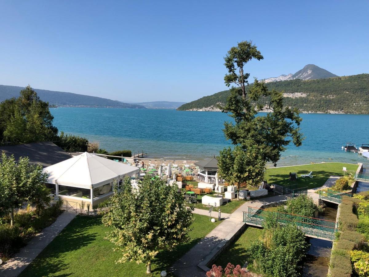 Logement Atypique Avec Vue Unique Panoramique Sur Le Lac D'Annecy, Dans Une Residence Avec Plage Et Ponton Privee Sur La Commune De Duingt Eksteriør bilde